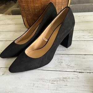 H&M 9.5 Black chunky high heels